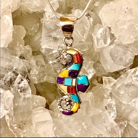 🌷NWT Block inlay seahorse pendant - Picture 2 of 8